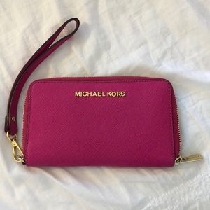 Michael Kors Wristlet